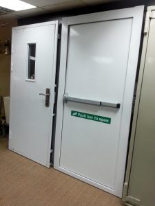 EMERGENCY EXIT DOOR MEK design 2